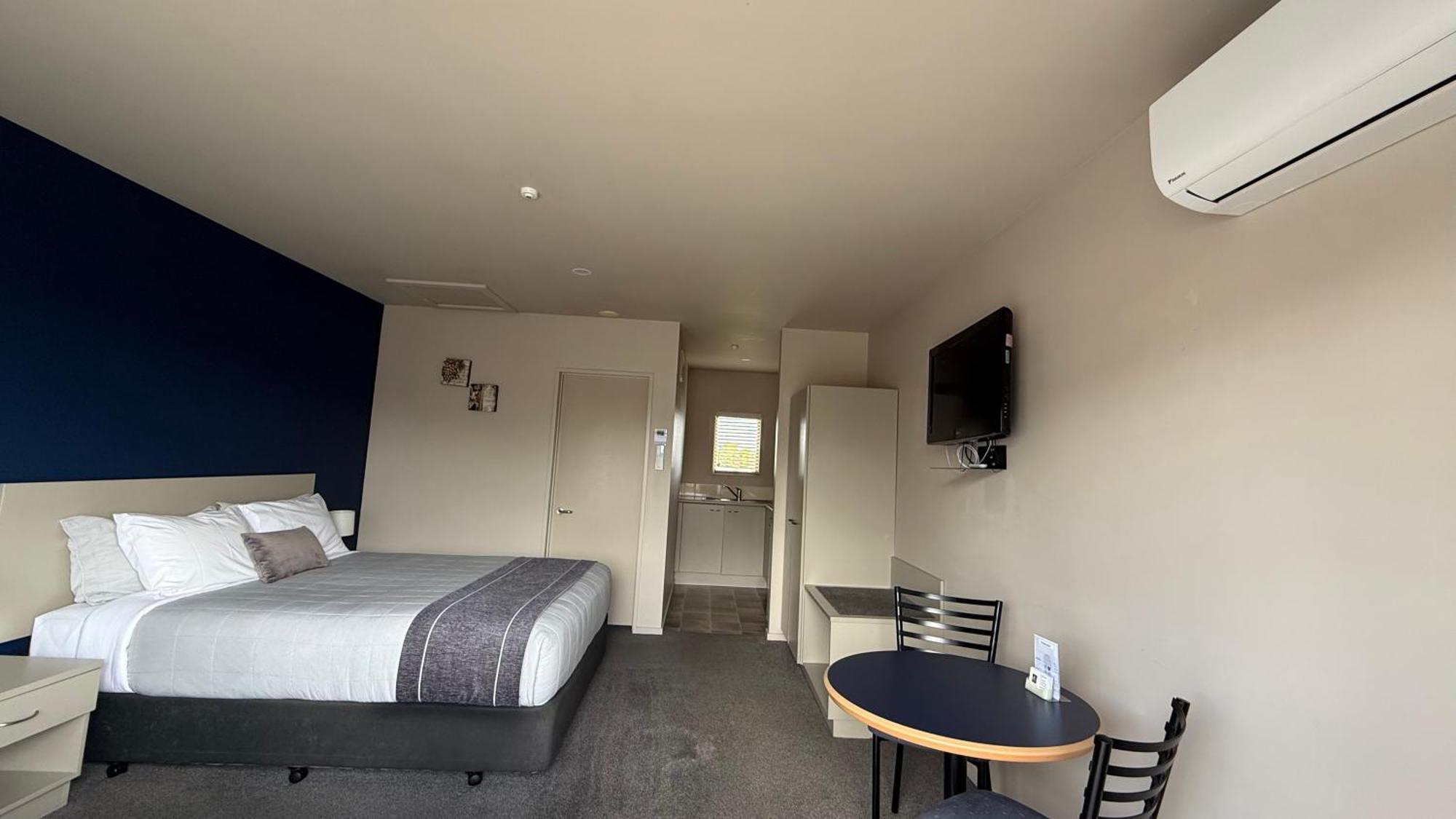 The Suites Ashburton Exteriör bild